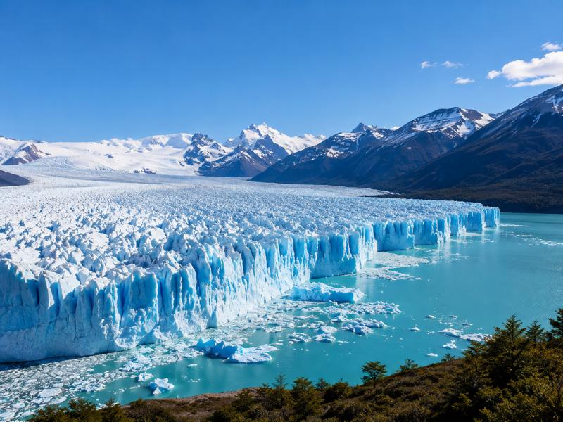 El Calafate: Perito Moreno Glacier Trekking & Cruise Tour